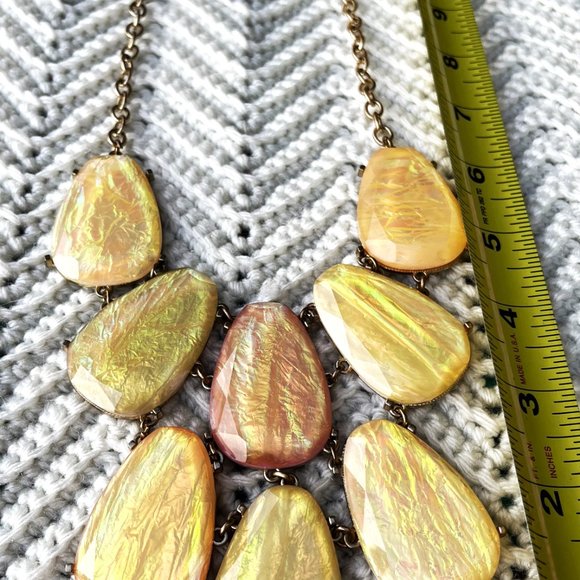 Yellow and Pink Statement necklace - Picture 7 of 9